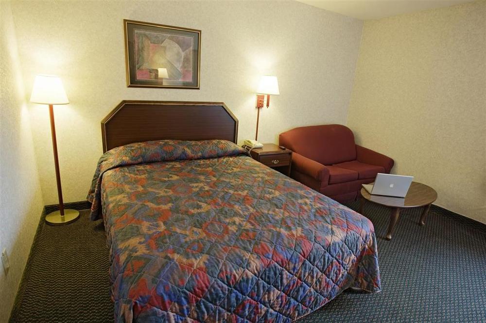 Americas Best Value Inn Franklin Habitación foto